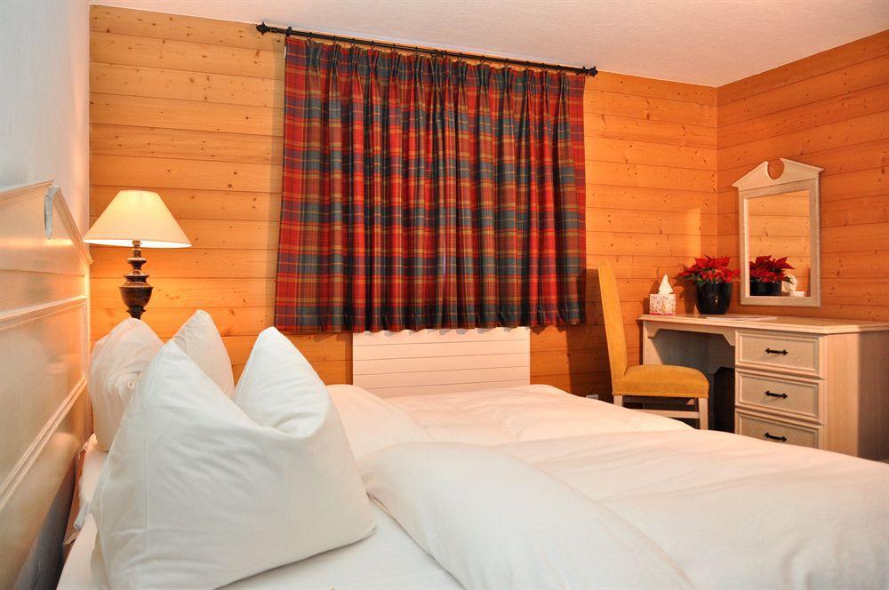 Hotel De La Paix Champéry Buitenkant foto